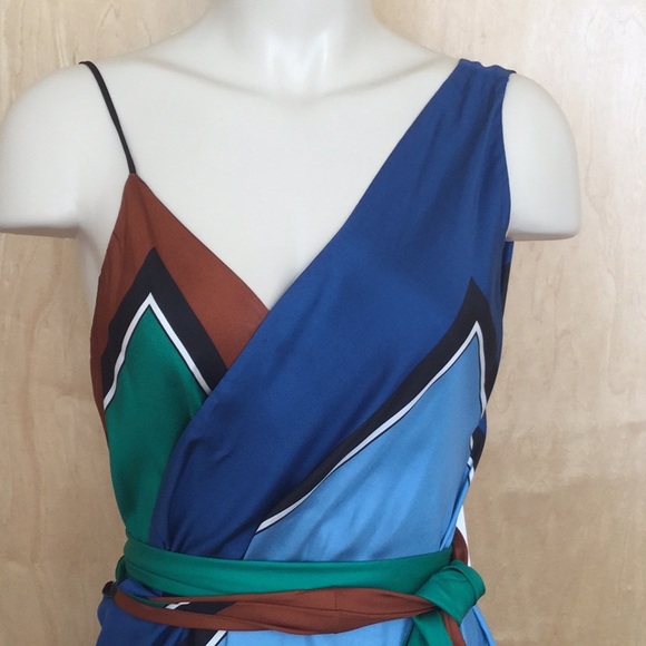 DIANE VON FURSTENBERG Scarf Hem Tiered Midi Dress - Picture 3 of 8